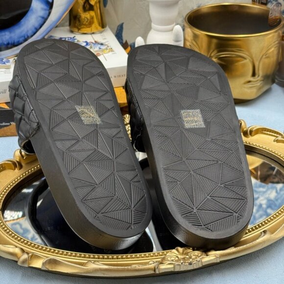 🆕 KURT GEIGER LONDON 🧿 NWOT Meena Eagle Slide, Quilted Black - Sz 38.5 US 8 - Picture 12 of 12
